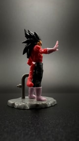 Bandai Dragon Ball GT Mini-Figur, Super Saiyan 4 Vegeta Foto 2